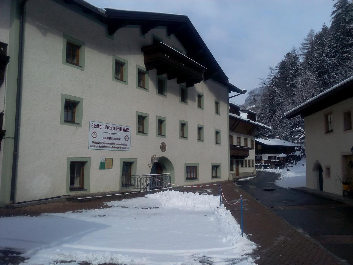 Gasthof-Pension Frohnwies ไวส์บัค ไบ โลเฟอร์ ภายนอก รูปภาพ